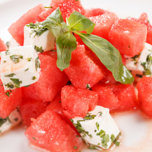 Dress Your Dishes: Fresh & Flavourful Salad Dressings with Our Fruit Vinegars