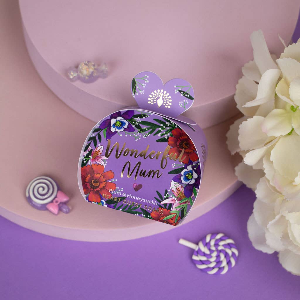 Floral-themed product with 'Wonderful Mum' text on a purple background, surrounded by decorative elements.